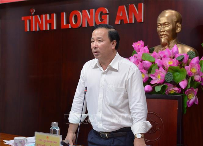 Theo đó, ông Nguyễn Văn Út, Phó bí thư Tỉnh ủy tái đắc cử Chủ tịch UBND tỉnh Long An khóa X, nhiệm kỳ 2021-2026 với 100% đại biểu tán thành.