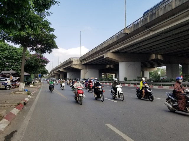 Các tuyến đường cửa ngõ thủ đô vẫn thông thoáng lạ thường. (Ảnh: Đại Đoàn Kết)