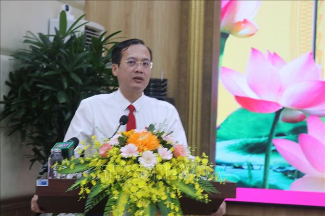 Trước đó, ngày 17/10/2023, tại Kỳ họp đột xuất lần thứ sáu, HĐND tỉnh Đồng Tháp khóa X đã bầu bổ sung chức danh Phó Chủ tịch UBND tỉnh và các Ủy viên UBND tỉnh Đồng Tháp, nhiệm kỳ 2021 - 2026.