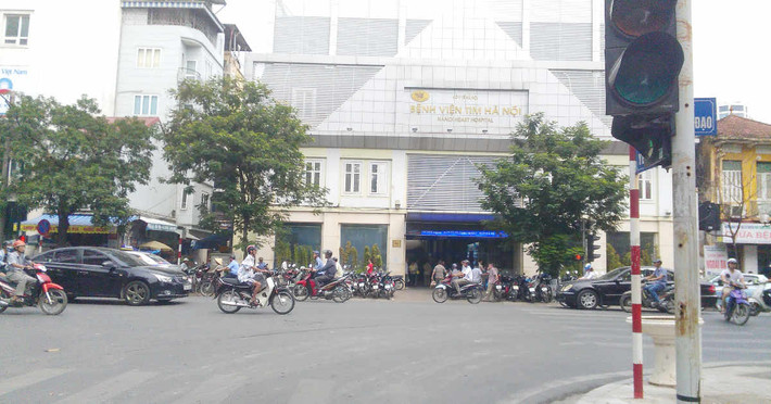 Các bị can nêu trên đã có các hành vi vi phạm hoạt động đấu thầu trong việc mua sắm vật tư, hóa chất, thiết bị y tế, làm tăng chi phí, gây thiệt hại tài sản cho Nhà nước và người bệnh, ảnh hưởng đến hoạt động đúng đắn của công tác khám chữa bệnh, gây bức xúc trong dư luận, nhân dân.