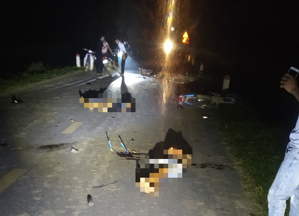 Nguyên nhân ban đầu được Ban ATGT tỉnh Phú Thọ thông tin là do các nạn nhân điều khiển xe với tốc độ cao, trong đó có 1 người say rượu.