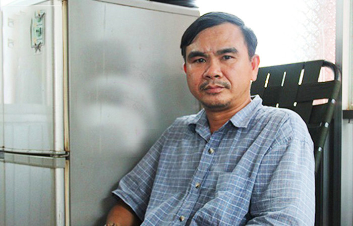 Vào miền Nam, Hùng "Sầu" gia nhập một băng nhóm đòi nợ thuê ở khu vực An Sương (huyện Hóc Môn) được một thời gian, rồi phải trốn nã sang Campuchia. Mặc dù ở đất khách quê người nhưng với bản tính giang hồ, Hùng "Sầu" tiếp tục gây dựng cánh đàn em bảo kê khu người Việt. Nhưng rồi không thể cạnh tranh được với nhóm giang hồ bản địa, Hùng "Sầu" trôi dạt sang Lào 6 tháng trước khi về Việt Nam và trở thành “đại ca” của nhóm giang hồ tại An Sương.