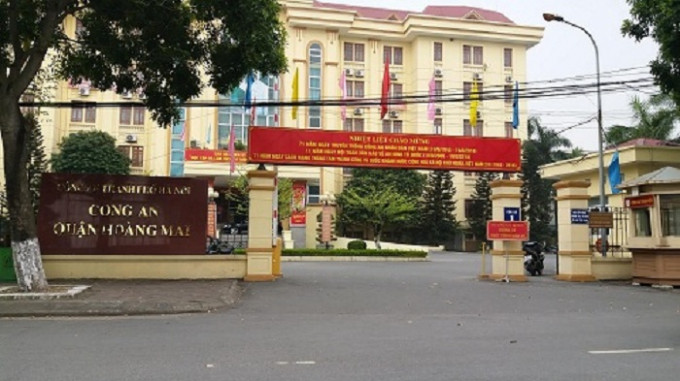 Trước khi bị Công an quận Hoàn Kiếm bắt giữ, Long bị Công an quận Hoàng Mai truy nã về tội Cố ý gây thương tích. Nạn nhân của Long "máy chém" là thanh niên quê Thanh Hóa, tình địch của gã.