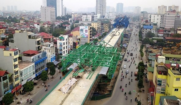 Dự án đường Vành đai 2 Ngã Tư Vọng - Vĩnh Tuy thực hiện theo hình thức đối tác công tư (PPP), hợp đồng xây dựng - chuyển giao (BT), với tổng vốn đầu tư hơn 9.400 tỷ đồng.