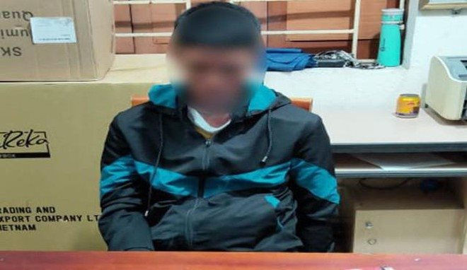 Lẻn vào trường học rồi hiếp dâm bé gái ở Nghệ An: Ngày 22/3, D.Đ.T. (39 tuổi, ở Nghệ An) đã lẻn vào khu vực Trường tiểu học (huyện Hưng Nguyên) thực hiện hành vi hiếp dâm một nữ sinh rồi bỏ trốn khỏi hiện trường. Ngày 24/3, Công an huyện Hưng Nguyên cho biết đã bắt được T. ở nhà trọ tại TP Vinh khi đối tượng này đang chuẩn bị đồ đạc để bỏ trốn.