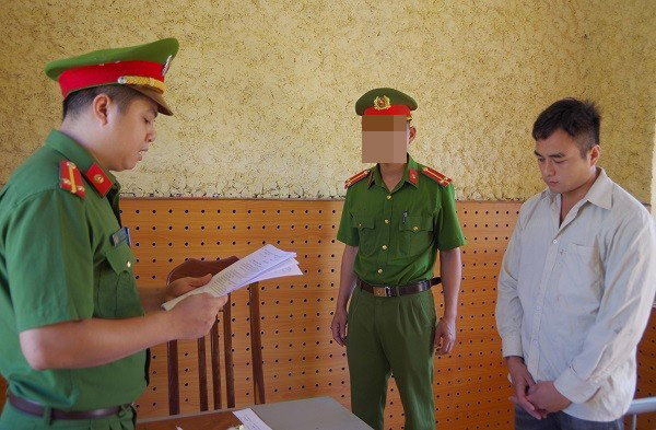 Khi thấy anh H chảy máu lênh láng, nằm bất động dưới vệ cỏ thì Nình mới dừng lại rồi rời khỏi hiện trường, đánh rơi chiếc mũ lưỡi trai đã mượn của M trước đó ngay gần nơi anh H nằm. Do lo sợ bi phát giác, Nình đã bỏ trốn khỏi nhà. Tuy nhiên, mọi hành vi nhằm che giấu tội ác đều không thể qua mặt được cơ quan điều tra. Với hành vi giết người hết sức man rợ của mình, Nình phải chịu sự trừng phạt nghiêm khắc của pháp luật.