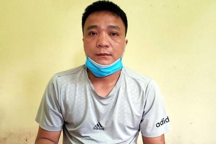 Bắt người đàn ông cho vay với lãi suất bằng 108% năm: Ngày 5/10, Công an huyện Hữu Lũng (Lạng Sơn) cho biết đã bắt giữ Đặng Văn Điệp (SN 1986, ở huyện Hữu Lũng) về hành vi cho vay lãi nặng trong giao dịch dân sự. Điệp khai nhận đã cho khoảng trên 60 người vay với số tiền trên 1,7 tỷ đồng, số tiền hưởng lợi bất chính từ việc cho vay nặng lãi là trên 139 triệu đồng.