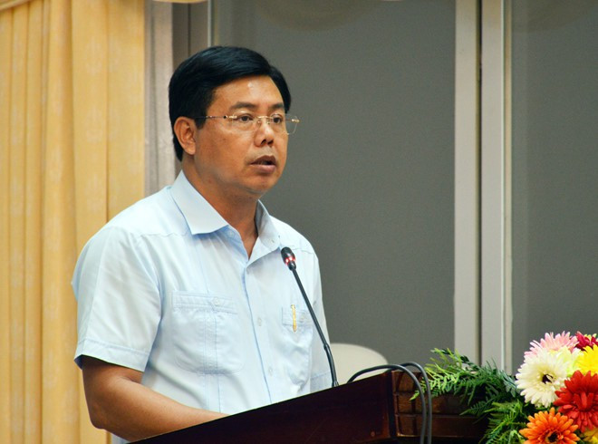 Ông Nguyễn Tiến Hải, sinh ngày 31/8/1965, quê quán xã Tân Thành, TP Cà Mau (Cà Mau). Ông Nguyễn Tiến Hải có trình độ thạc sĩ quản lý hành chính công, cử nhân chính trị và đã học lớp bồi dưỡng kiến thức mới cho cán bộ quy hoạch cấp chiến lược của Đảng.