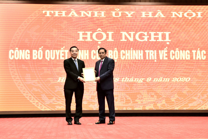 Tại hội nghị, lãnh đạo Ban Tổ chức Trung ương đã công bố quyết định của Bộ Chính trị điều động ông Chu Ngọc Anh, Ủy viên Trung ương Đảng, bộ trưởng Bộ Khoa học và Công nghệ, được điều động, phân công, chỉ định tham gia Ban chấp hành, Ban Thường vụ và giữ chức vụ phó bí thư Thành ủy Hà Nội.