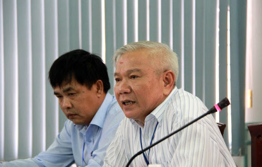 Ngoài ra, Tỉnh ủy Khánh Hòa cũng thi hành kỷ luật bằng hình thức cảnh cáo đối với ông Trần Hòa Nam - GĐ Sở Kế hoạch & Đầu tư tỉnh và ông Võ Tấn Thái, nguyên Giám đốc Sở TN&MT tỉnh, xin thôi chức từ vụ từ ngày 15/9 theo nguyện vọng cá nhân.