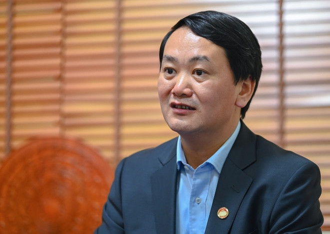 Bộ trưởng, Chủ nhiệm Ủy ban Dân tộc Hầu A Lềnh cho rằng sự quan tâm của Quốc hội, Chính phủ và Nhà nước dành cho công tác dân tộc cùng cơ sở vật chất được đầu tư, tổ chức bộ máy của Ủy ban Dân tộc được kiện toàn… chính là cơ hội, là nền tảng cơ bản để tạo dựng những bước phát triển mới, hiệu quả và chất lượng hơn. Trên cơ sở này, ông khẳng định sẽ có những giải pháp quyết liệt, mạnh mẽ để giải quyết các nhiệm vụ đặt ra cho năm 2021 ngay khi nhận nhiệm vụ mới.