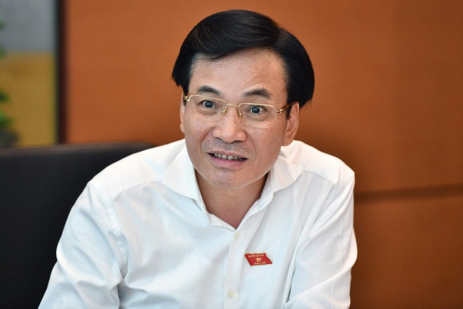 Tại buổi lễ trao quyết định của Chủ tịch nước bổ nhiệm Bộ trưởng, Chủ nhiệm VPCP Trần Văn Sơn, cùng các quyết định của Chủ tịch nước bổ nhiệm các bộ trưởng, thành viên khác của Chính phủ, tân Bộ trưởng Trần Văn Sơn nói đây là vinh dự rất lớn nhưng cũng là trách nhiệm rất nặng nề. Ông cam kết các thành viên mới của Chính phủ sẽ phát huy hết năng lực, trí tuệ, tận tâm, tận lực cống hiến với tinh thần gương mẫu, trách nhiệm, đổi mới, hành động quyết liệt.
