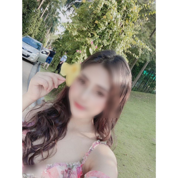 Còn "tú bà" chưa đủ 18 tuổi Q. sẽ hưởng 7 triệu đồng khi trả cho 2 cô gái bán dâm với giá tổng cộng là 33 triệu đồng.