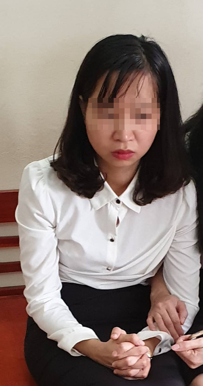 Tại cơ quan điều tra, nữ tài xế N.T.T.H (SN 1980, trú tại Thành Công, Ba Đình, Hà Nội) cho biết đã đạp nhầm chân ga dẫn đến vụ tai nạn. Trong hơi thở và máu của tài xế H, công an xác định không có nồng độ cồn, chất kích thích.