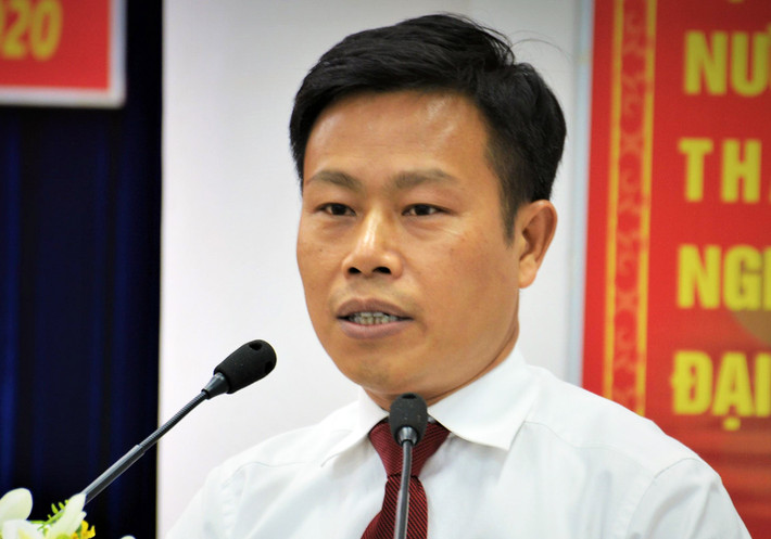 Ông Lê Quân từng đảm nhiệm nhiều chức vụ trong ngành giáo dục. Năm 2014, là Phó giám đốc Đại học quốc gia Hà Nội. Năm 2017, ông được bổ nhiệm làm Thứ trưởng Bộ Lao động – Thương binh và Xã hội. Trước đó, ngày 29/8, ông Lê Quân được Ban bí thư điều động, chỉ định giữ chức Phó bí thư Tỉnh ủy Cà Mau nhiệm kỳ 2015-2020.