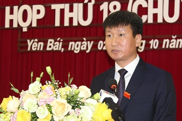 Ngày 2/10, HĐND tỉnh Yên Bái khóa XVIII, nhiệm kỳ 2016 - 2021 tổ chức kỳ họp thứ 18 nhằm kiện toàn các chức danh lãnh đạo chủ chốt của HĐND, UBND tỉnh nhiệm kỳ 2016 - 2021. Ông Trần Huy Tuấn, Phó Bí thư Tỉnh ủy đã trúng cử chức danh Chủ tịch UBND tỉnh khóa XVIII, nhiệm kỳ 2016 - 2021.