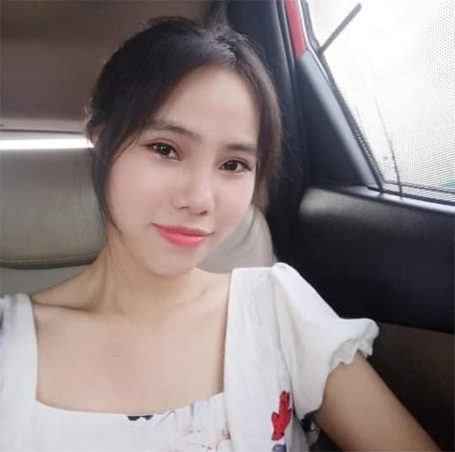 Theo đó, vụ cướp ngân hàng Techcombank xảy ra vào khoảng 12h trưa ngày 10/10, một phụ nữ đi taxi đến trước trụ sở chi nhánh của Ngân hàng TMCP Kỹ Thương Việt Nam (Techcombank) trên đường Trương Vĩnh Ký (phường Tân Sơn Nhì, quận Tân Phú, TPHCM).