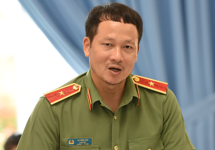 Thiếu tướng Vũ Hồng Văn (SN 1976, quê Hưng Yên). Ông từng là Phó Chính ủy Bộ Tư lệnh Cảnh sát cơ động, Bộ Công an.