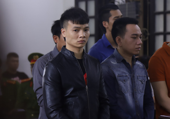 Ngày 13/11/2019, TAND thị xã Từ Sơn, tỉnh Bắc Ninh tuyên phạt Ngô Bá Khá (SN 1993, tên gọi khác Khá "bảnh) 4 năm tù về tội "đánh bạc" và 6 năm 6 tháng tù về tội "tổ chức đánh bạc", tổng hình phạt 10 năm 6 tháng tù.