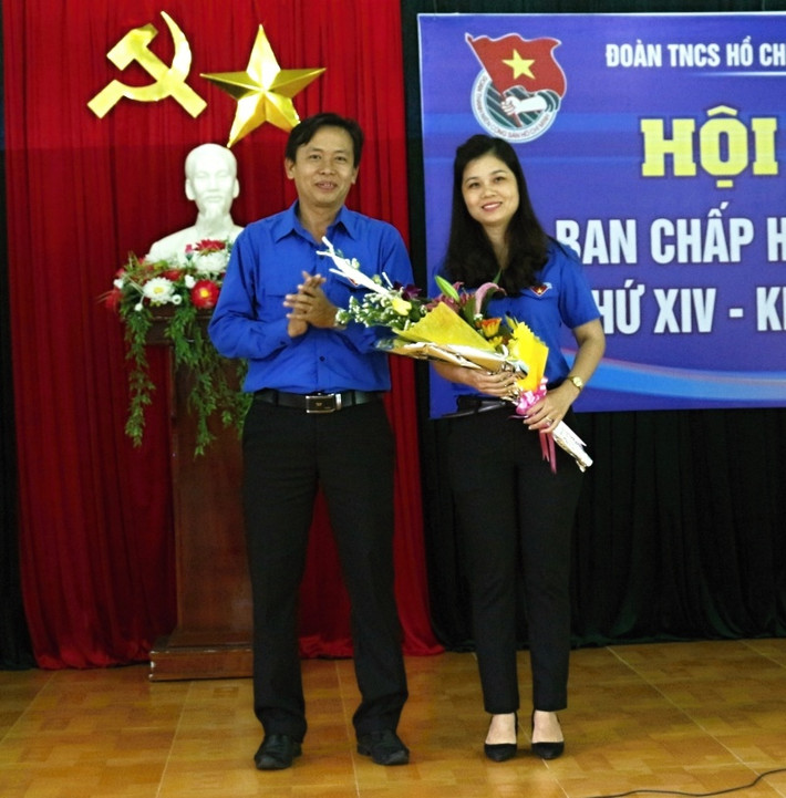 Từ 6/2014 - 11/2014, chị là Uỷ viên Ban Thường vụ Tỉnh Đoàn; Trưởng Ban Tuyên giáo Tỉnh Đoàn. Từ tháng 11/2014 - 4/2017, chị là Phó Bí thư Tỉnh Đoàn; Phó Bí thư Chi bộ cơ quan Tỉnh Đoàn; Đại biểu Hội đồng nhân dân tỉnh. Từ tháng 4/2017 đến nay, chị là Bí thư Tỉnh Đoàn; Bí thư Chi bộ cơ quan Tỉnh Đoàn; Đại biểu Hội đồng nhân dân tỉnh.