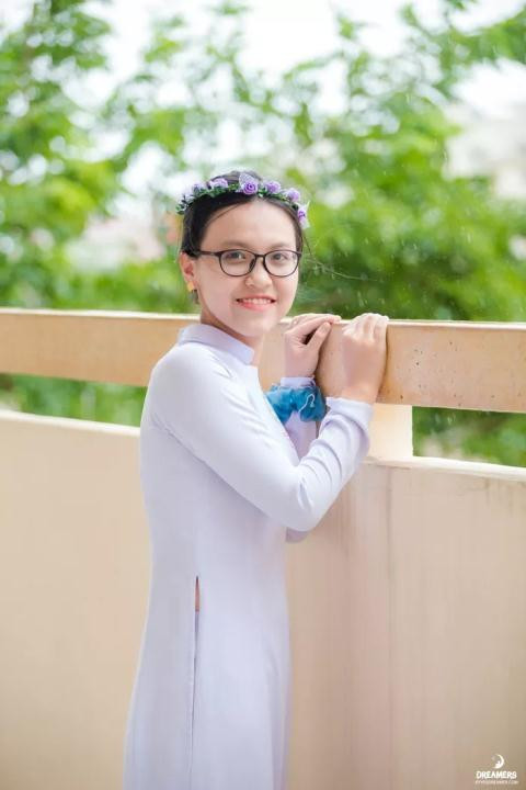 Nguyễn Trần Ngọc Thảo - Một trong những thủ khoa khối B và toàn quốc.