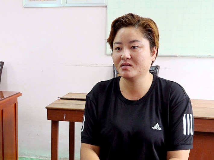 5. Người phụ nữ chuyên cướp tài sản của học sinh: Lê Thiện Ngọc Trân (24 tuổi, ngụ TP Châu Đốc, An Giang) khai để có tiền tiêu xài nên đã rủ em ruột và cháu ruột đi cướp giật tài sản của các học sinh. Trân còn thừa nhận đã thực hiện trót lọt sáu vụ cướp giật tài sản khác của các em học sinh trên địa bàn huyện An Phú.