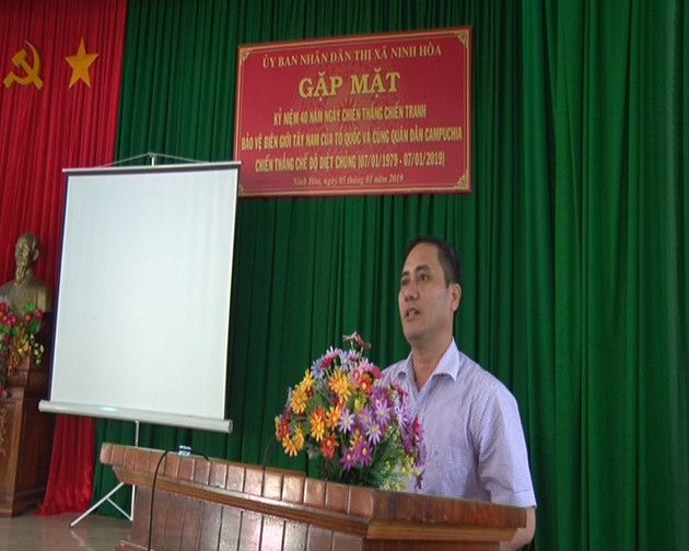 Nguyên Phó Chủ tịch thị xã Ninh Hòa bị đâm tử vong: Khuya 20/4, ông Nguyễn Bá Thuận (SN 1976, Phó Chủ tịch UBND thị xã Ninh Hòa, Khánh Hòa) bị đâm trọng thương. Sau khi được sơ cứu tại bệnh viện tuyến huyện, nạn nhân đã được chuyển tuyến tới BVĐK tỉnh Khánh Hòa và tử vong sau đó do vết thương quá nặng.