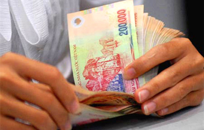 Theo hồ sơ vụ án, năm 2004, khi Trần Văn T (SN 1980, trú ở huyện Thủy Nguyên, Hải Phòng) đưa 3 triệu đồng cho ông Đoàn Mạnh Tr (công nhân Xí nghiệp đóng tàu Quỳnh Cư, Hải Phòng) để xin làm công nhân. Ông Tr nhận tiền, nhưng T đợi mãi vẫn không thấy mình được gọi đi làm nên cho rằng ông Tr lừa mình và có ý định đòi lại tiền. (Ảnh minh họa, nguồn internet)