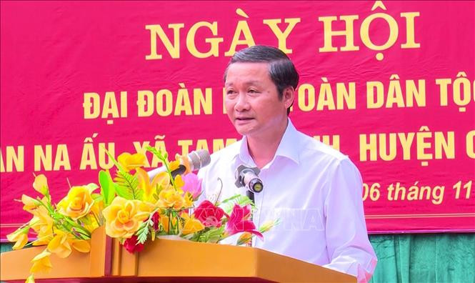 Tháng 2/2009 đến 10/2010 là Ủy viên BCH Đảng bộ tỉnh Thanh Hóa, Bí thư huyện ủy huyện Triệu Sơn.