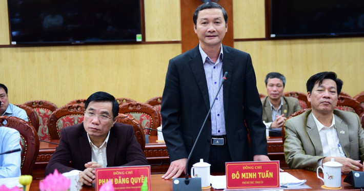 Tháng 1/2011 đến 8/2013 là Ủy viên Ban Thường vụ Tỉnh ủy, Bí thư Đảng ủy khối các cơ quan Tỉnh Thanh Hóa. Cuối tháng 10/2020 ông Đỗ Minh Tuấn tiếp tục được bầu giữ chức Phó Bí thư Tỉnh ủy tỉnh Thanh Hóa.