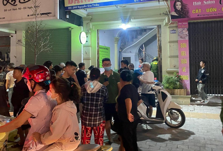 Hiện vụ ghen tuông, dùng hung khí truy sát người yêu cũ và bạn trai ở Bắc Ninh đang được cơ quan chức năng điều tra, làm rõ.