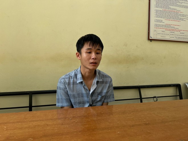 Cô gái bán dâm bị sát hại trong nhà nghỉ: Ngày 7/3, Hà Văn Vụ (22 tuổi, trú tại huyện Thường Xuân, Thanh Hóa) từ Bắc Ninh đi Hà Nội để xin việc và thuê một nhà nghỉ ở phường Bồ Đề (quận Long Biên, Hà Nội). Tối cùng ngày, Vụ gọi một gái bán dâm trên mạng với giá 1,5 triệu đồng. Sáng hôm sau, cô gái đòi chi phí "vui vẻ" 2,5 triệu đồng. Vụ không đồng ý và xảy ra mâu thuẫn, xô xát. Trong cơn mất bình tĩnh, nam thanh niên đã đánh, bóp cổ cô gái đến tử vong.