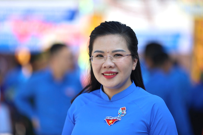 Chị Đỗ Thị Hương, Ủy viên BCH T.Ư Đoàn, Tỉnh ủy viên, Bí thư Tỉnh Đoàn nhiệm kỳ 2017-2022 đã được 100% số phiếu tín nhiệm bầu tái đắc cử chức danh Bí thư Tỉnh Đoàn khóa mới.