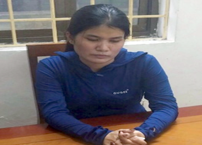 Giả cán bộ Công an lừa đảo chiếm đoạt tài sản: Nguyễn Thị Long (SN 1988, trú huyện Cẩm Khê, tỉnh Phú Thọ) là đối tượng không có nghề nghiệp ổn định, để có tiền tiêu xài người phụ nữ này đã nảy sinh ý định lừa đảo chiếm đoạt tài sản của những gia đình có hoàn cảnh khó khăn, được báo chí và mạng xã hội quan tâm, đăng bài giúp đỡ. Ngày 7/9, Long bị Công an quận Đống Đa, Hà Nội khởi tố bị can để điều tra về tội "Lừa đảo chiếm đoạt tài sản".