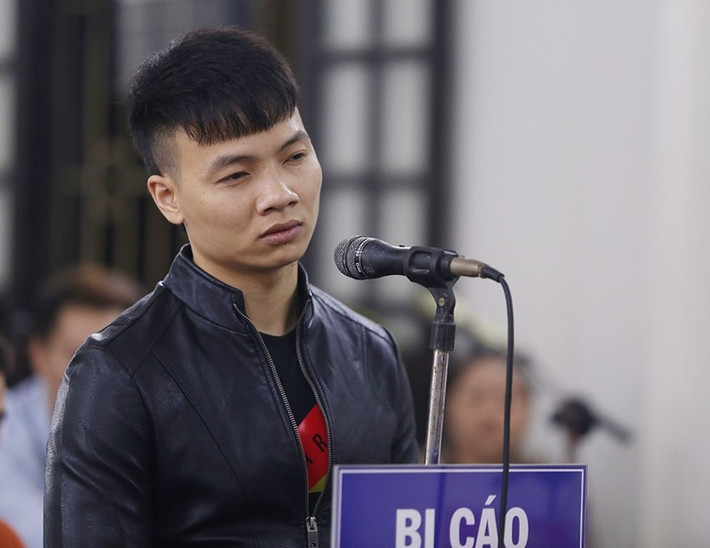 Khá bị Công an Bắc Ninh bắt vì có hành vi đánh bạc và tổ chức đánh bạc. Ngày 13/11/2019, kết thúc phiên xét xử sơ thẩm, tòa án nhân dân TX Từ Sơn, Bắc Ninh tuyên phạt bị cáo Ngô Bá Khá (tức Khá “bảnh”) 10 năm 6 tháng tù giam vì 2 tội danh đánh bạc và tổ chức đánh bạc.