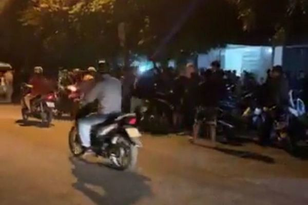 Giết người, chặt xác đốt phi tang: Vào đêm 22/2, Phòng Cảnh sát hình sự Công an tỉnh Sơn La nhận được tin báo của Công an TP Hải Phòng về việc đối tượng Phạm Ngọc Tuấn (25 tuổi, trú tại xóm 1 xã Lê Lợi, huyện An Dương, TP Hải Phòng) liên quan đến vụ án giết người, chặt xác đốt xác phi tang bỏ trốn trên xe khách.