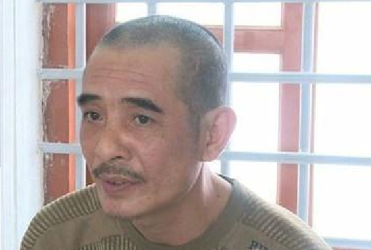 Sau cuộc hôn nhân đầu đổ vỡ, Đặng Thanh Tuyền để 2 con cho vợ cũ nuôi rồi đi lang bạt. Vào cuối năm 2013, Đặng Thanh Tuyền gặp chị Lê Thị Dung (SN 1979, trú tại xã Nam Hải, huyện Tiền Hải, Thái Bình) cũng đã có một đời chồng. Trong một thời gian ngắn chung sống như vợ chồng, đầu năm 2014, chị Dung cảm thấy trong người không khỏe, có biểu hiện nôn ói, biết mình đã mang thai, chị báo cho người tình biết. Những tưởng cái kết sẽ là một đám cưới viên mãn, nhưng không ngờ Tuyền hắt hủi và quyết khẳng định cái thai trong bụng chị Dung không phải của mình.