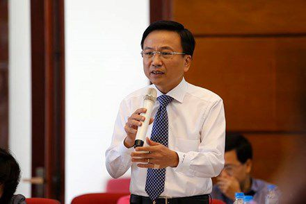 Trước khi được bổ nhiệm làm Thứ trưởng Bộ GTVT, ông Nguyễn Danh Huy có gần 10 năm công tác tại Công ty Tư vấn xây dựng giao thông 8 - Cienco8 (7/1995 - 1/2005).