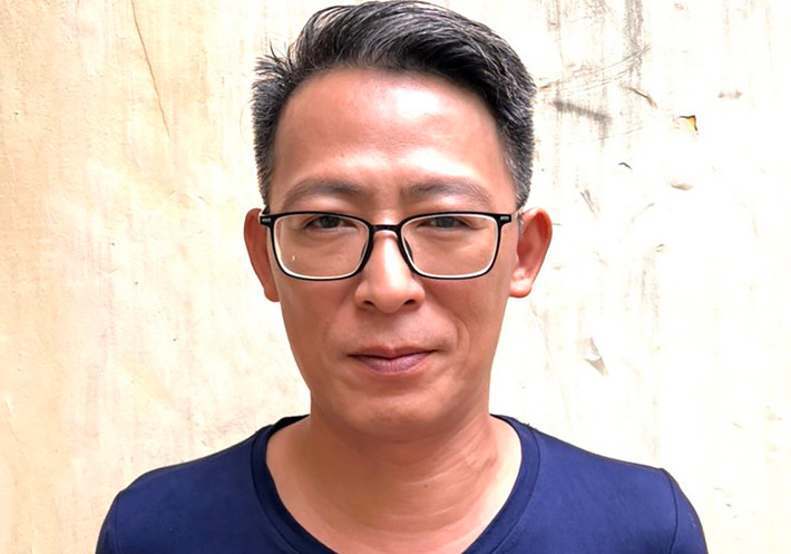 Nguyễn Lân Thắng (SN 1975, trú tại 32/221 ngõ Thịnh Quang, quận Đống Đa, Hà Nội), tài khoản Facebook có hơn 150.000 người theo dõi. Thắng nổi tiếng trong giới phản động vì có những phát ngôn, quan điểm chống phá chủ trương của Nhà nước. Nhiều lần Thắng đăng tải những nội dung xuyên tạc tình hình chính trị, kinh tế, văn hóa, xã hội, tôn giáo ở Việt Nam dưới các chiêu bài "dân chủ", "nhân quyền", "ngôn luận".