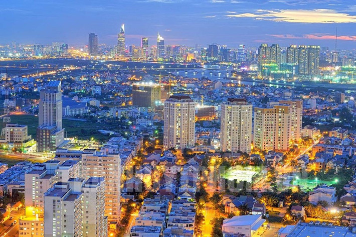 Tình có ông bà ngoại là hàng xóm với gia đình nhà bà N. Thông tin cho biết, ngày 22/2/2014, có thấy Tình xuất hiện ở thôn Thọ Bắc gần nhà bà N. Xác minh nhanh nguồn tin cho thấy, Tình có mặt ở khu vực này sau đó đi đâu thì không ai biết. Lãnh đạo ban chuyên án lập tức cử ngay một tổ công tác đi huyện Ea H'leo, tỉnh Đắk Lắk để xác minh đối tượng tình nghi chính. Lên đến Đắk Lắk thì được biết Tình đã vào TP HCM. (Ảnh minh họa, nguồn internet)