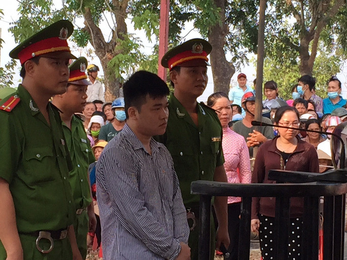 Ngày 21/4/2015, TAND tỉnh Tiền Giang đưa ra xét xử lưu động và tuyên phạt tử hình đối với bị cáo Nguyễn Hoài Nam về tội "Giết người" và "Cướp tài sản". Đồng thời, HĐXX cũng tuyên buộc Nam phải bồi thường gần 200 triệu đồng cho các gia đình bị hại.