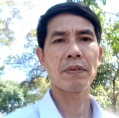 Giả danh thượng tá Công an lừa tiền tỷ của phụ nữ: Làm lao động tự do nhưng Lê Anh Tuấn (SN 1975, trú phường Đông Thọ, TP Thanh Hóa) giới thiệu mình đang công tác tại đơn vị thuộc Bộ Công an và giữ hàm thượng tá. Tuấn nói dối chị L.T.H (SN 1977, trú thị trấn Quán Lào, huyện Yên Định) là trên đường đi công tác đã gây tai nạn giao thông làm chết 2 người nên hỏi vay chị H. số tiền 470 triệu đồng để giải quyết. Chưa dừng lại tại đây, Lê Anh Tuấn đã lấy nhiều lý do khác nhau lừa nạn nhân tới hơn 1,2 tỷ đồng. Ngày 21/4/2022, Công an Thanh Hóa đã khởi tố, bắt tạm giam Tuấn.