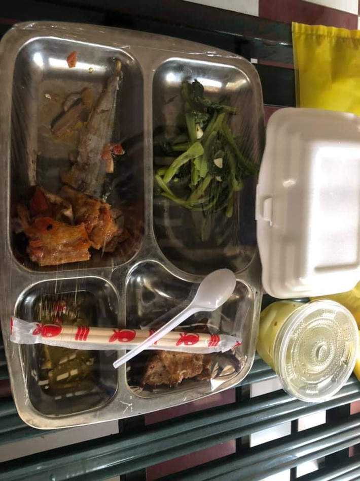 "Mình cách ly được 3 ngày rồi, hiện sức khỏe bình thường, không sốt. Mình sẽ chấp hành cách ly đủ 14 ngày theo quy định".