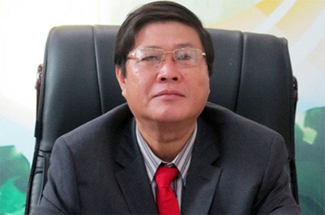 Nguyên Chủ tịch huyện Đông Hòa bị khởi tố vì sai phạm đất đai: Ngày 9/9/2020, Công an tỉnh Phú Yên đã khởi tố bị can ông Võ Ngọc Hòa, nguyên Chủ tịch UBND huyện Đông Hòa (nay là thị xã Đông Hòa). Ông Hòa bị khởi tố liên quan đến những sai phạm trong chuyển mục đích sử dụng, cấp giấy chứng nhận quyền sử dụng đất trái quy định tại huyện Đông Hòa trong thời gian còn đương chức.
