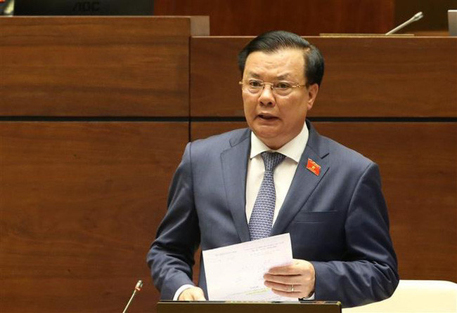 Theo đó, Ủy viên Bộ Chính trị, Bí thư Thành ủy Hà Nội Đinh Tiến Dũng là Trưởng ban Chỉ đạo, phụ trách chung, chỉ đạo hoạt động của Ban Chỉ đạo theo chương trình, kế hoạch công tác đã đề ra thay ông Chu Ngọc Anh - cựu Chủ tịch UBND TP Hà Nội.