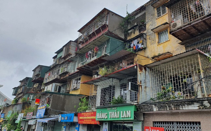 Ban Chỉ đạo cải tạo, xây dựng lại nhà chung cư cũ trên địa bàn thành phố Hà Nội vừa ban hành Thông báo thống nhất phân công nhiệm vụ của các thành viên Ban Chỉ đạo, thủ trưởng các cơ quan, đơn vị. (Ảnh minh hoạ)
