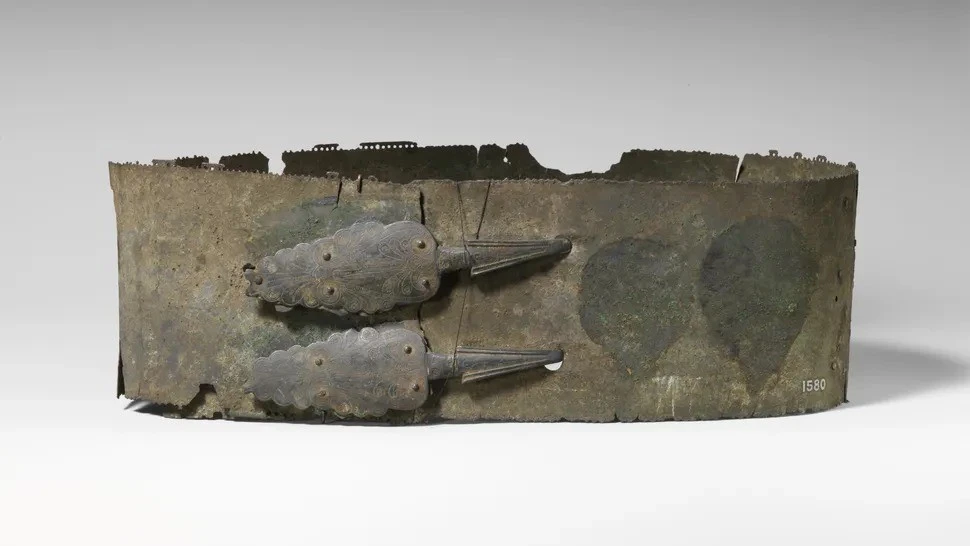 Bí ẩn những đứa trẻ đeo thắt lưng 'chiến binh' trong nghĩa trang 2.500 tuổi