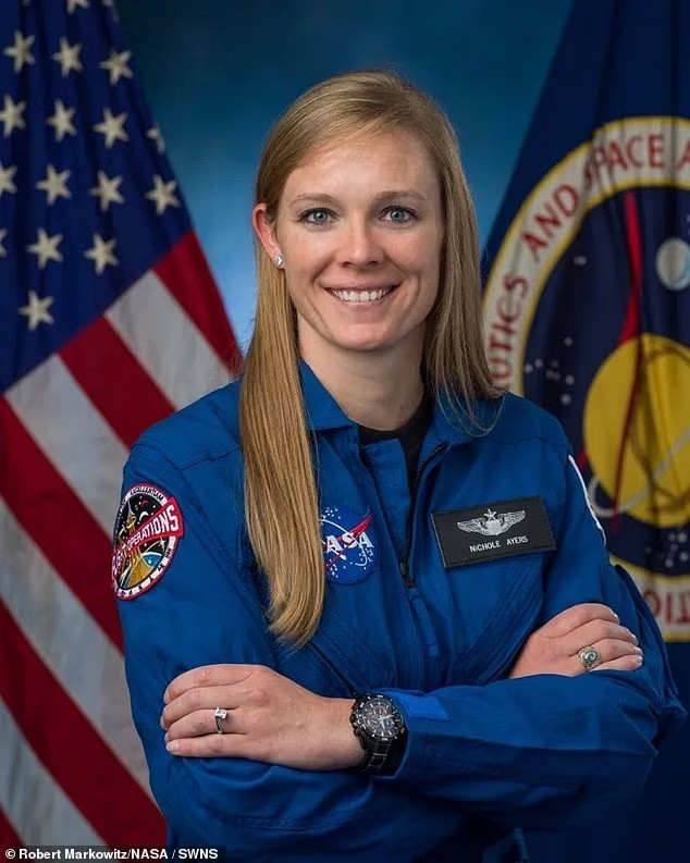 Bà Ayers đang làm việc trên Trạm Vũ trụ Quốc tế trong sứ mệnh Crew-10 của NASA và SpaceX, dự kiến kéo dài đến ít nhất tháng 8.