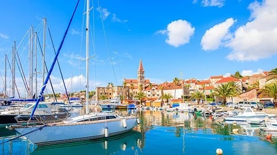 Bắt giữ 3 nghi phạm cưỡng bức tập thể cô gái tại khu nghỉ dưỡng