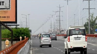 Ô tô đâm vào cống, 5 người trong một gia đình tử vong
